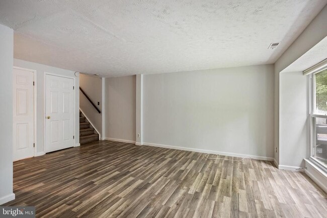 Photo - 2504 Greenwood Dr