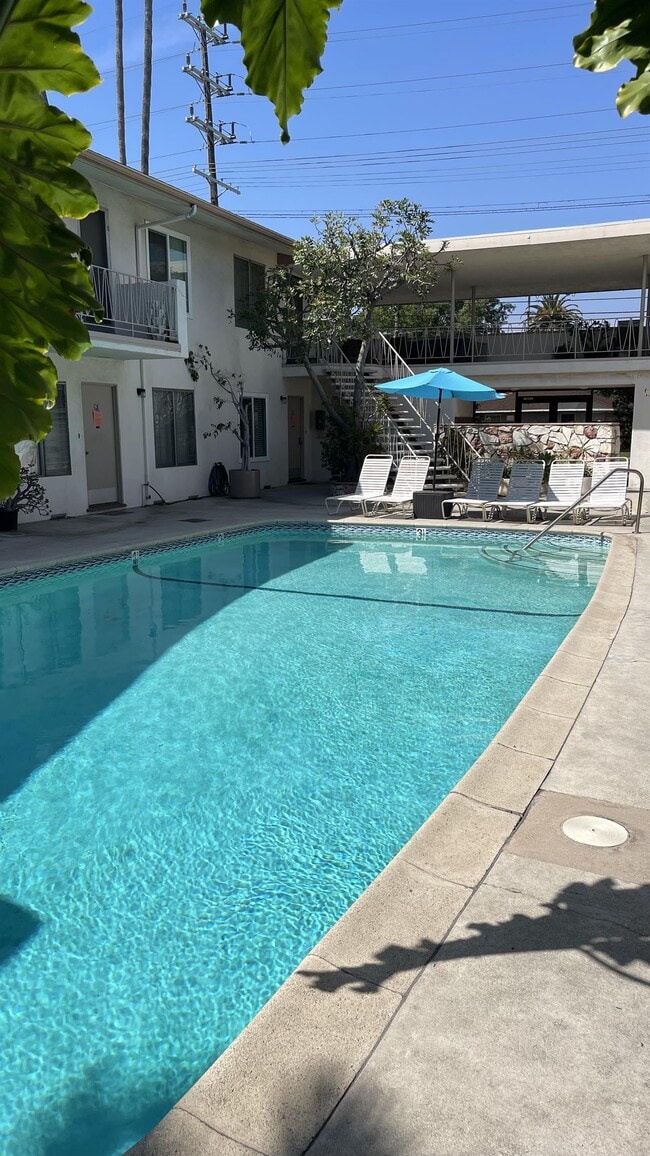 Photo - 3355 Manning Ave Unit 7