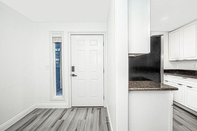 Photo - Everett Cove