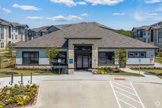 Leasing Office - The Crossing at Clear Creek