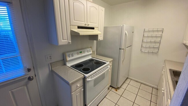 Photo - 786 Timberway Ct