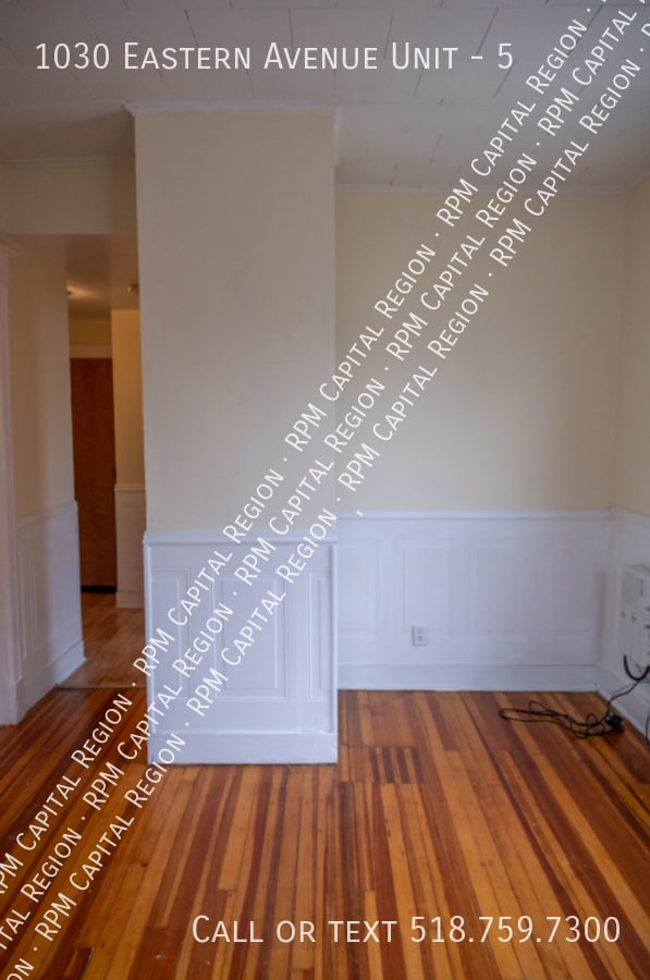 Photo - 1030 Eastern Ave Unit 5