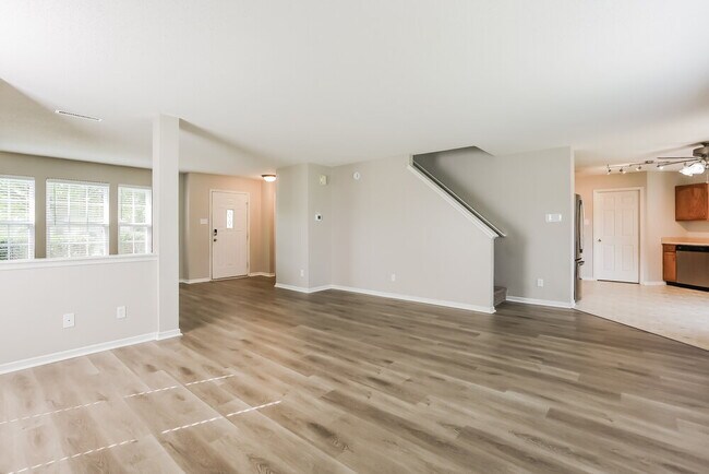 Photo - 9996 Olympic Cir