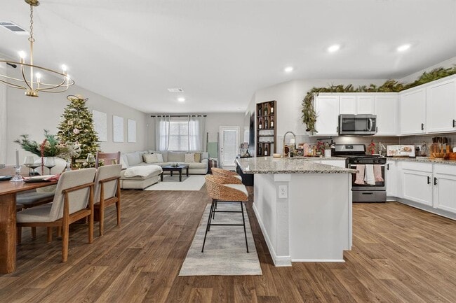 Photo - 301 Carolina Buckthorn Dr