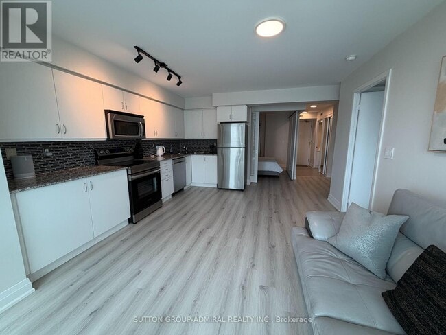 Photo - 215 Fort York Blvd Unit 1602