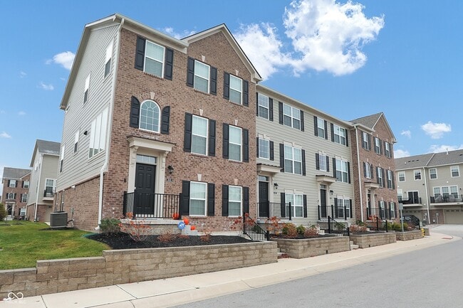 Building Photo - 3517 Buckner Dr