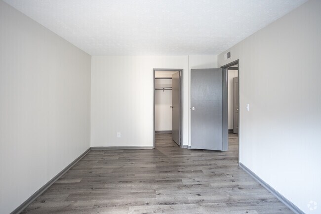 2BR, 1BA