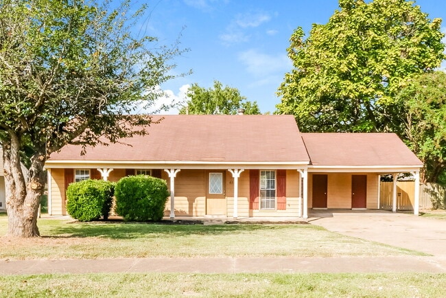 Building Photo - 6325 Kensington Rd Rental
