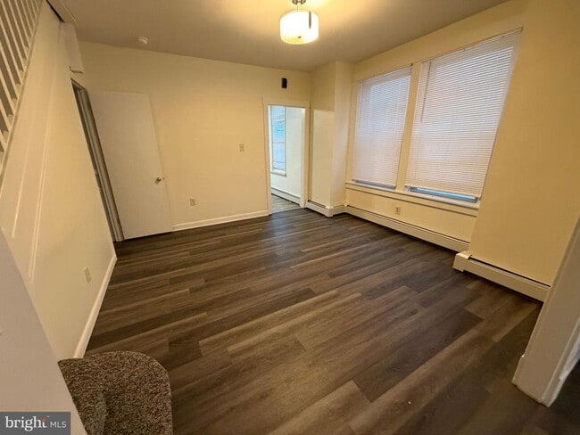 Photo - 1552 Delaware Ave