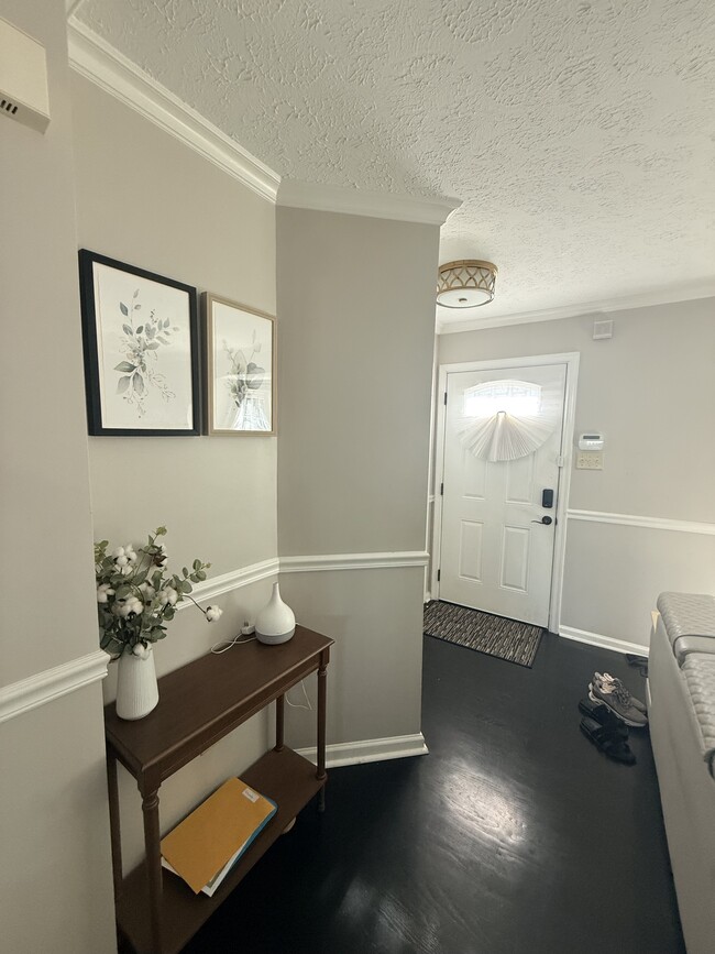 Photo - 27 Ashmill Ct