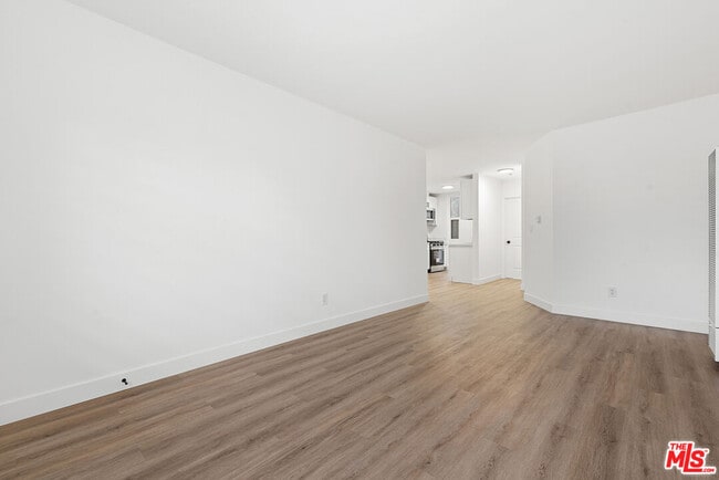 Building Photo - 1743 9th St Unit 2