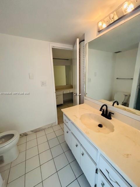 Photo - 5701 Collins Ave Unit 709