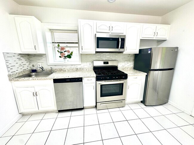 Photo - 247 Clendenny Ave Unidad 1 (DUPLEX)