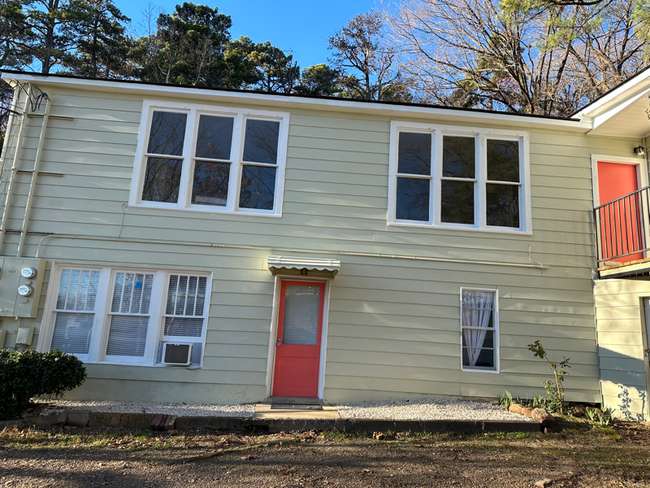 Building Photo - 516 Hawthorne St Rental