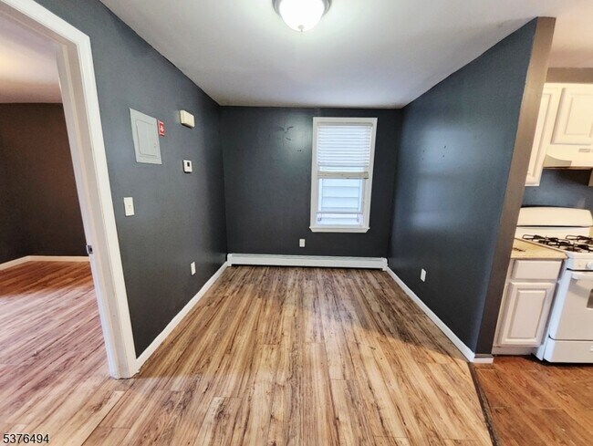 Photo - 116 Smith St Unit 3