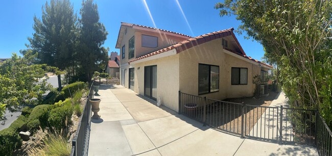 Photo - Celebrate 4th of July in Canyon Lake from your 3 bedroom / 2 Bath home with Lake View!