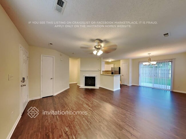 Photo - 11814 Stewarts Crossing Dr