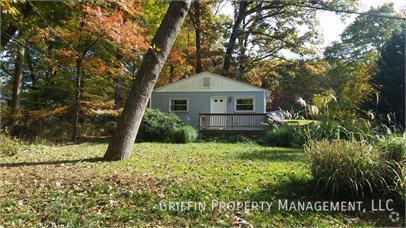 Building Photo - 8402 Sleepy Hollow Rd Rental