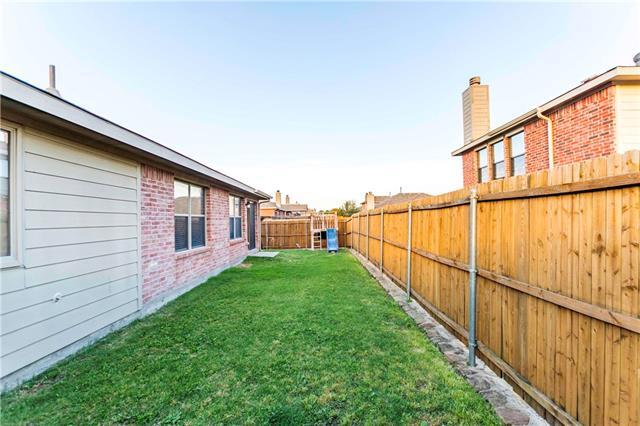 Photo - 365 Basswood Ln