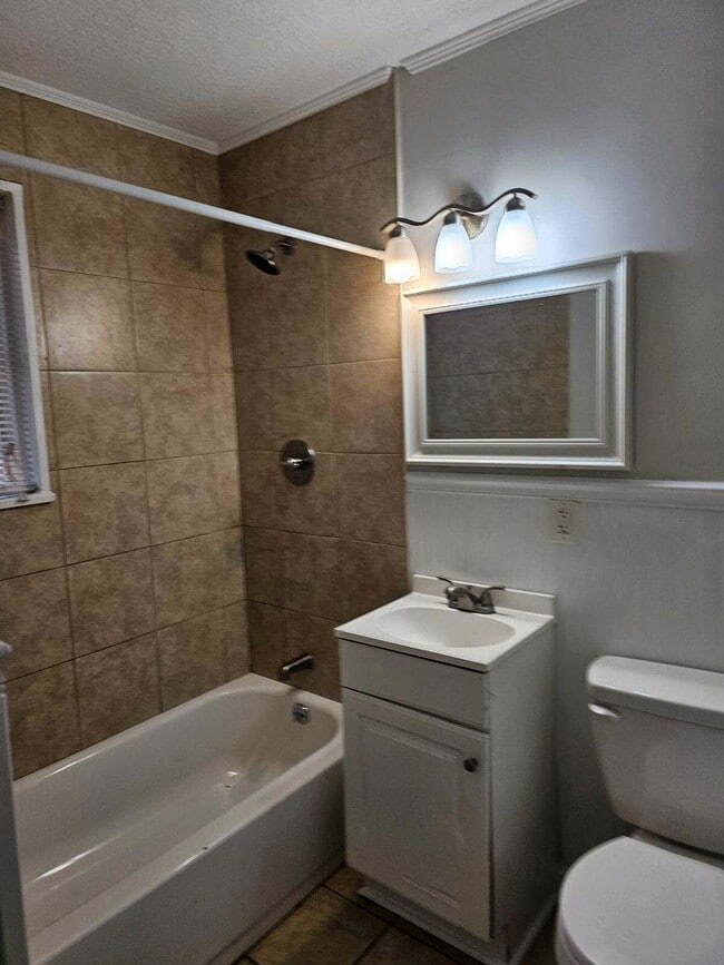 Photo - 1507 Aldrich St NE