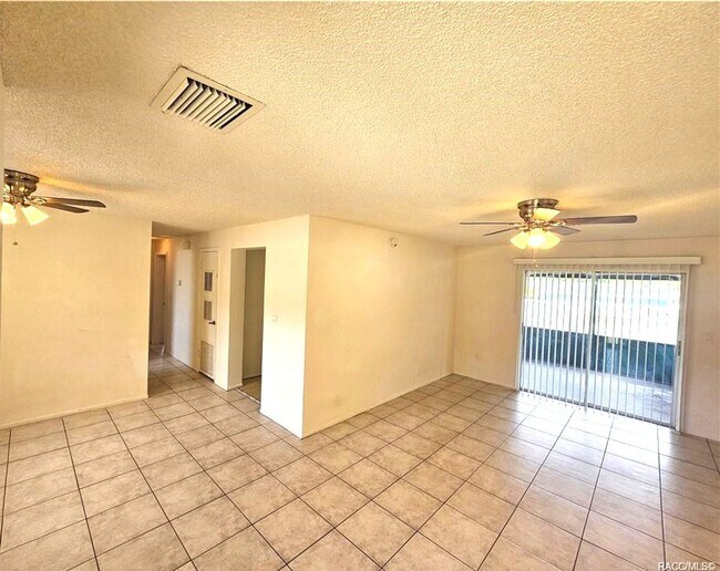 Photo - Adorable 2/1 in Citrus Springs!!!