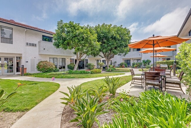 Encinitas Senior Living - 55+ Active Adult Apartments