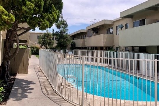 Building Photo - Lexington Apartments