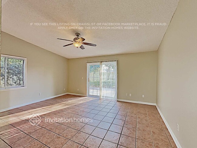 Photo - 1567 Naples Cir