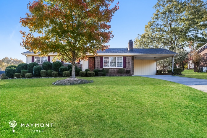 Photo - 301 Pineridge Dr