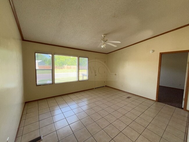 Photo - 3100 Cantabrian Dr