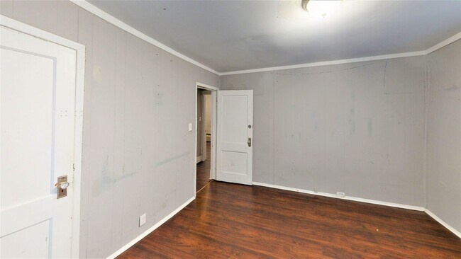 Photo - 2317 Stratford Ave