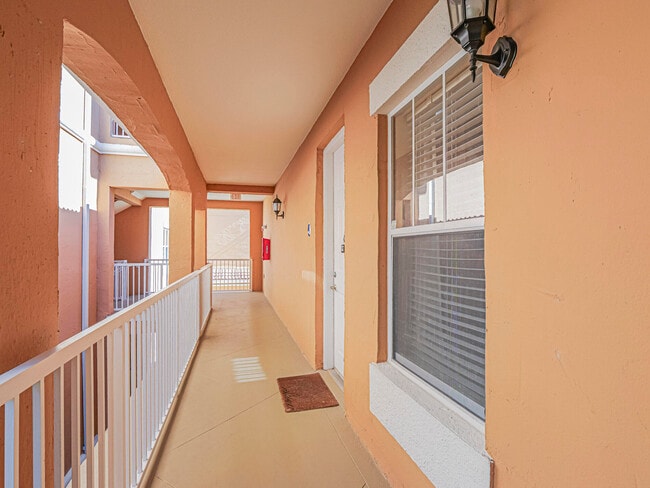 Photo - 5020 Fairways Cir Unit J208