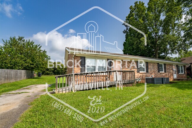 2407 Holbrook Dr