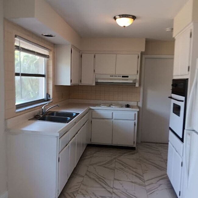 Photo - Your Perfect McGregor Getaway Awaits in th...