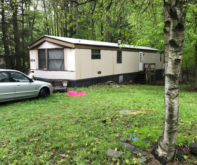 Building Photo - 104 Marina Wy