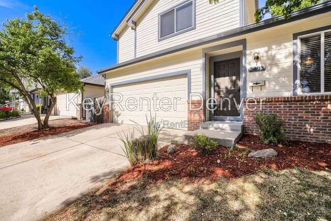 Photo - 2493 Eaton St