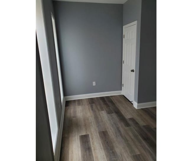 2101 McHenry St Unidad 6 Available $550 6