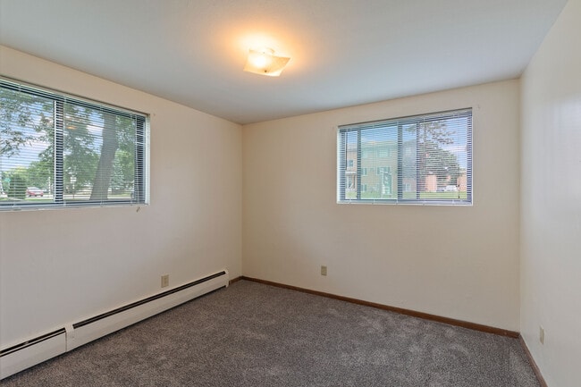 Photo - Penn Apartments