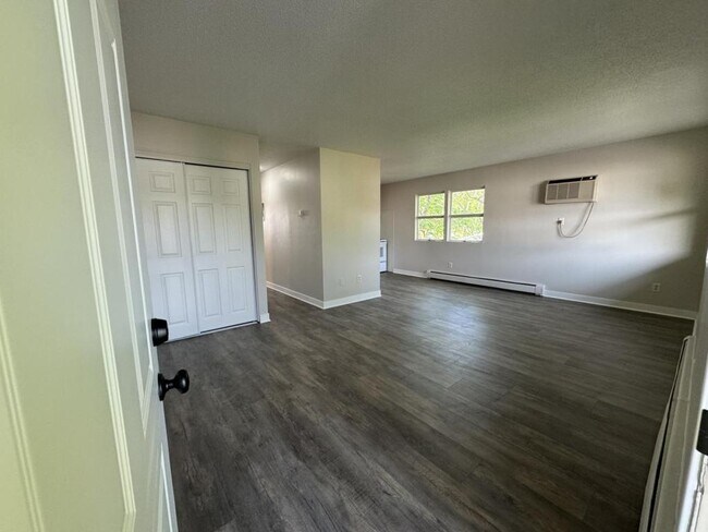 Photo - 161 1st Ave N