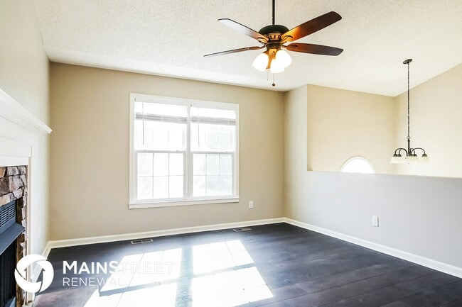 Photo - 43 Westminster Dr