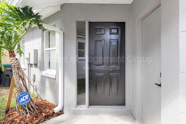 Photo - 6438 Tidewave St