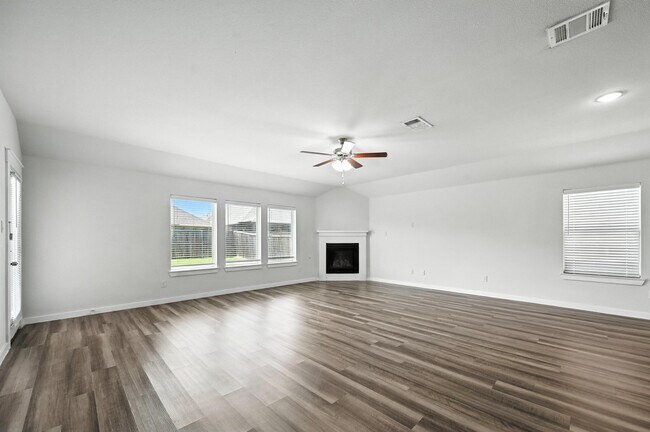 Photo - 5019 Flanagan Dr