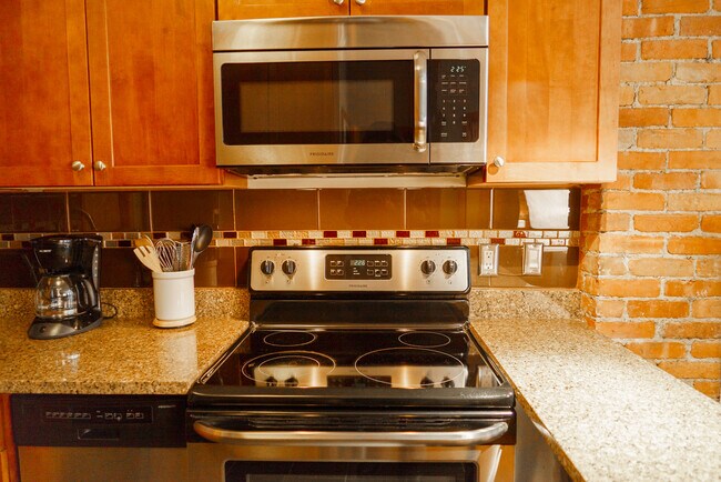 15 Garrison St Unit 4