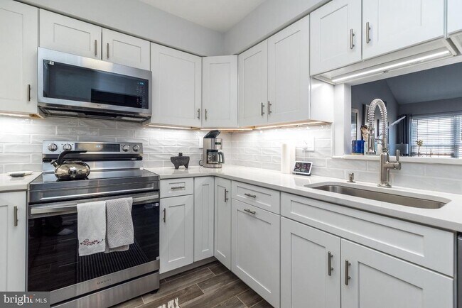 Photo - 42 Dogwood Ln