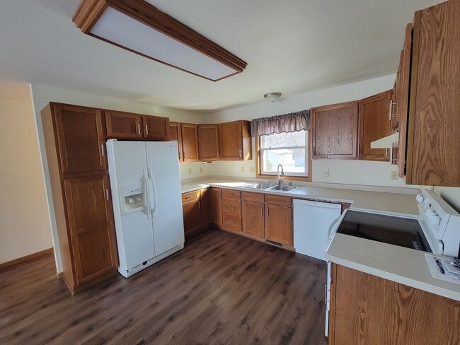 Photo - 406 W 7th Ave