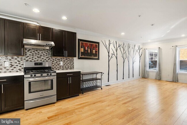 Photo - 1347 S 20th St