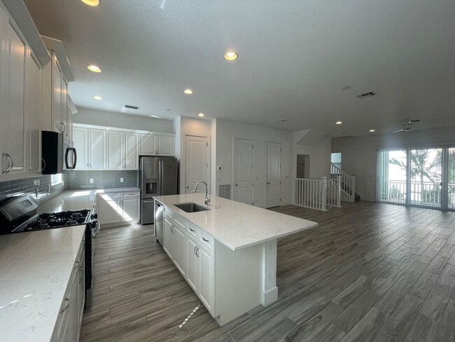 Photo - 8086 Hobbes Wy