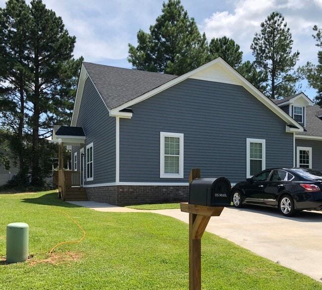 Building Photo - "Brand New Construction." Quiet location, charming, cozy 3 bedroom duplex