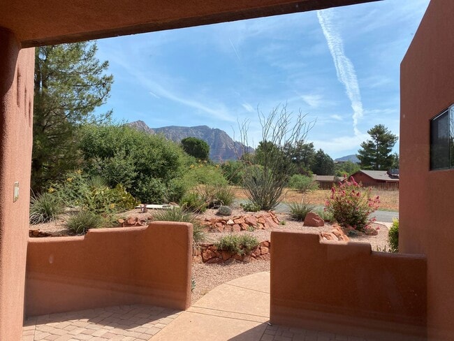 Photo - HOUSE - VILLAGE OF OAK CREEK