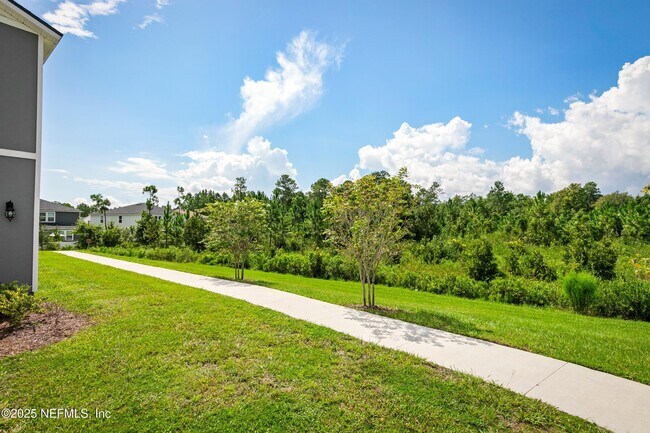 Photo - 955 Rivertree Pl